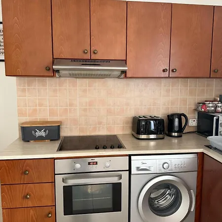 Beautiful & Cozy In Paphos Apartamento