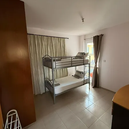 Beautiful & Cozy In Paphos Apartamento