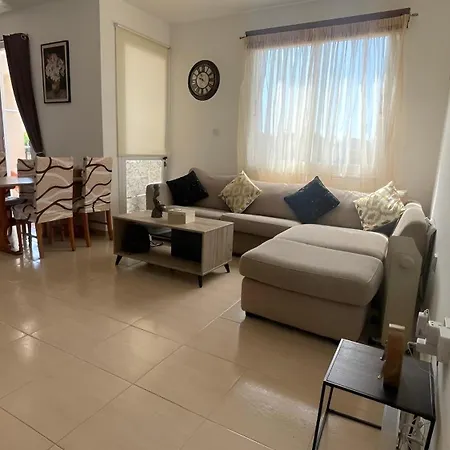 Beautiful & Cozy In Paphos Apartment Aglantzia