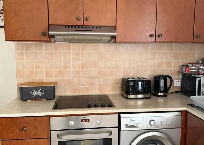 Beautiful & Cozy In Paphos Apartamento